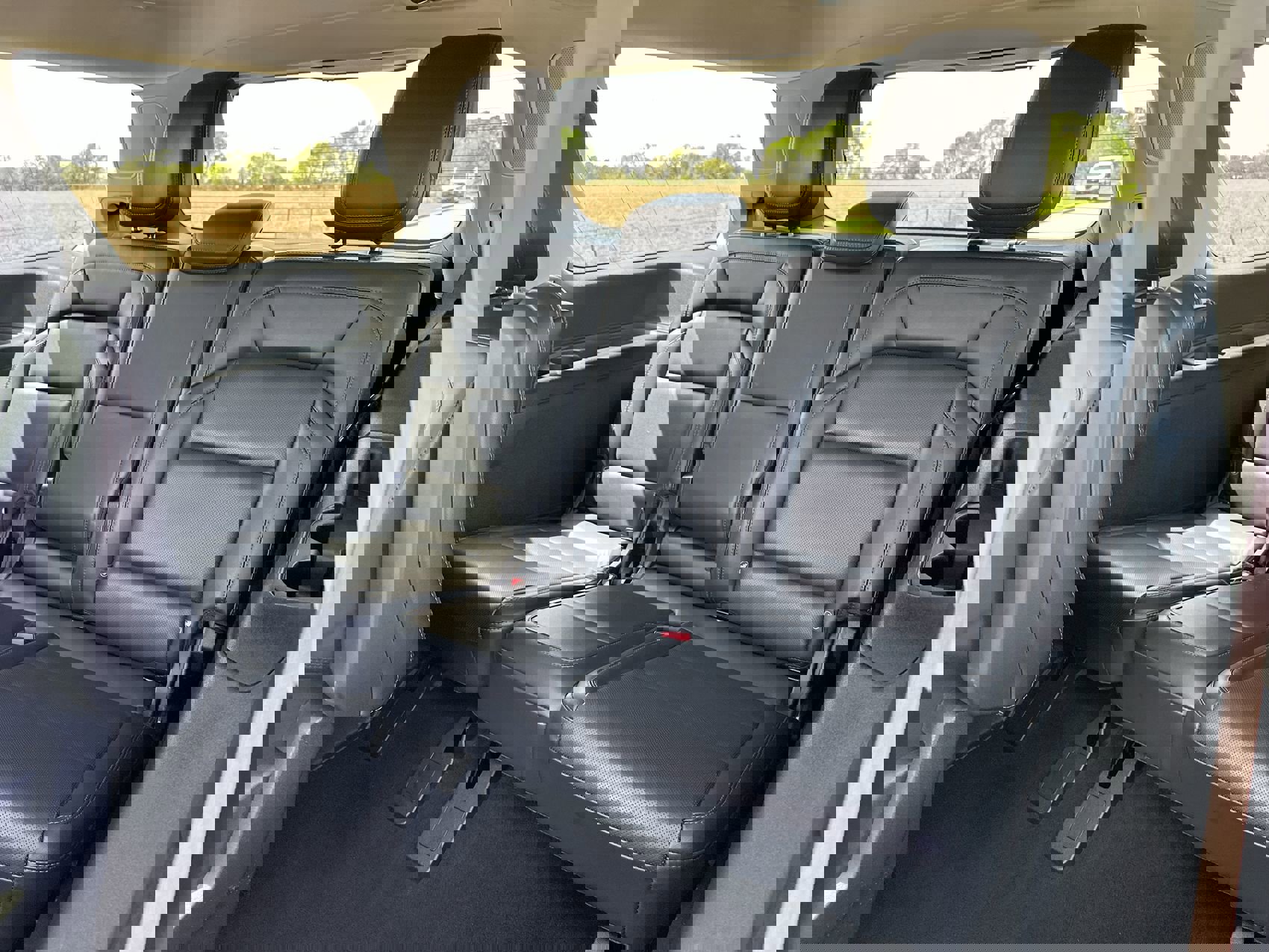 Used 2025 Lincoln Navigator Reserve image 25