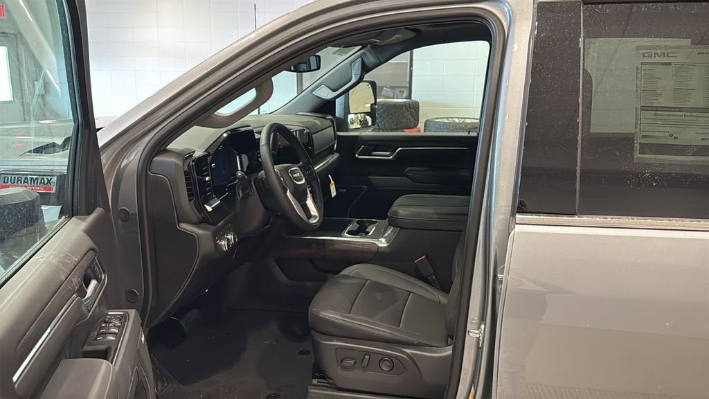 New 2026 GMC Sierra 3500 SLT w/ SLT Premium Package image 22