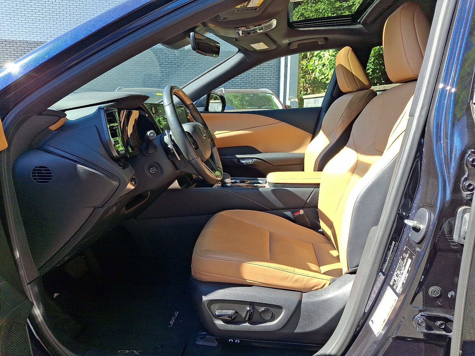 Used 2023 Lexus RX 350 Premium image 13