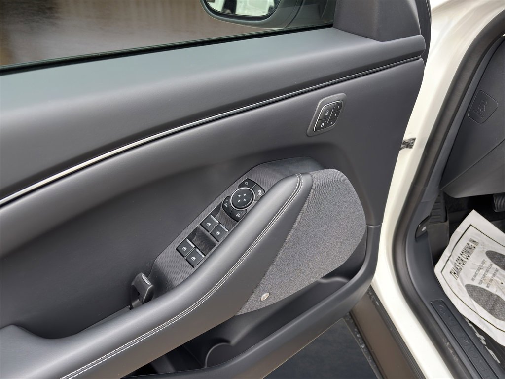 New 2025 Ford Mustang Mach-E Premium image 18