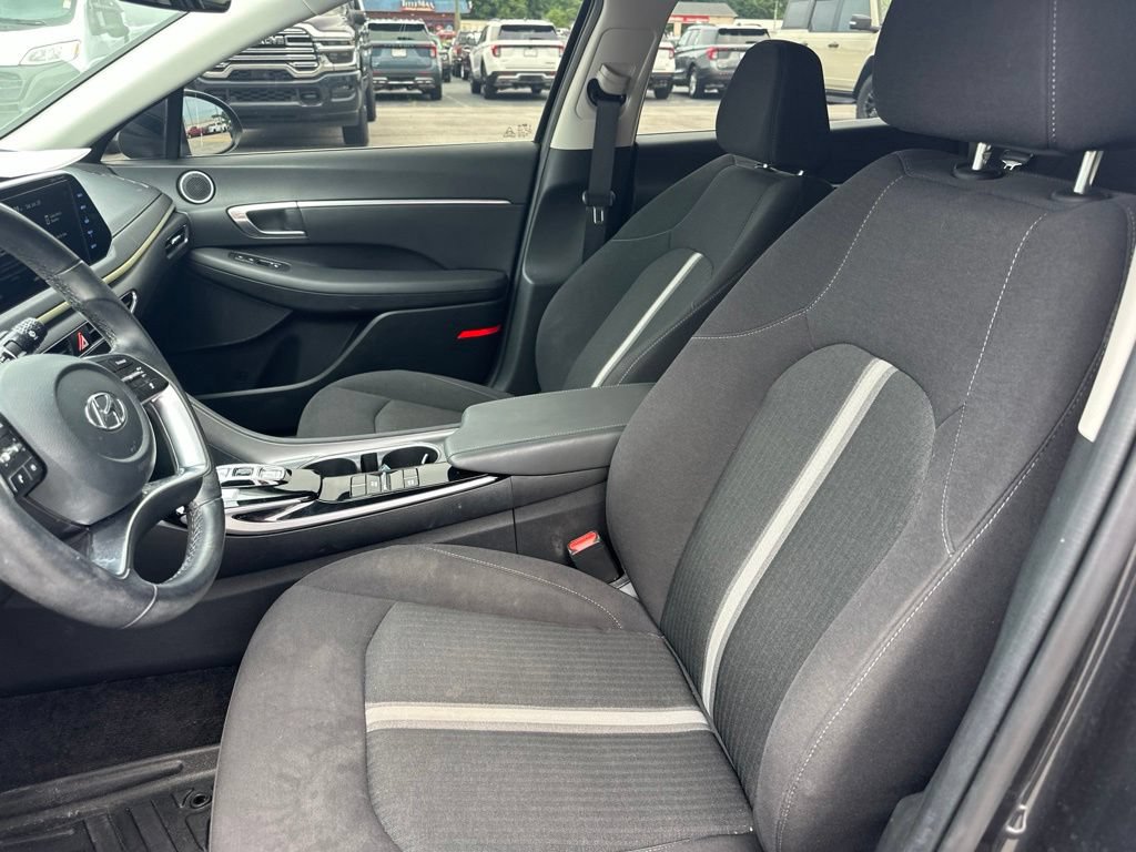 Used 2023 Hyundai Sonata SEL w/ Convenience Package FWD image 6