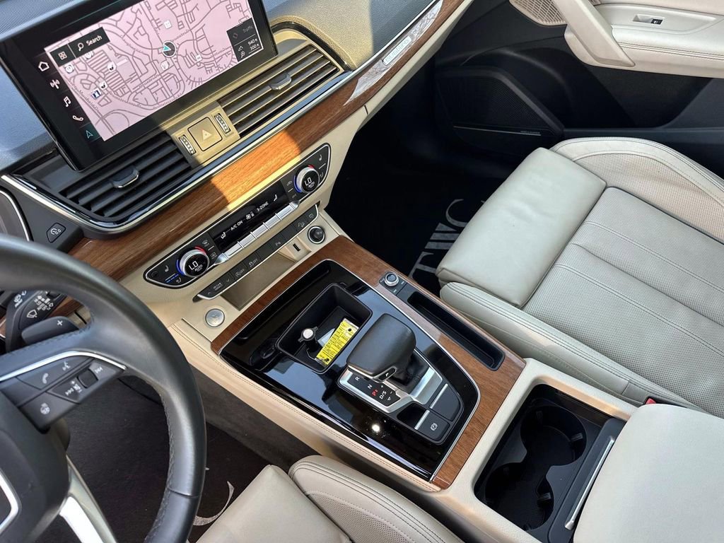 Used 2021 Audi Q5 2.0T Premium Plus w/ Premium Plus Package image 27