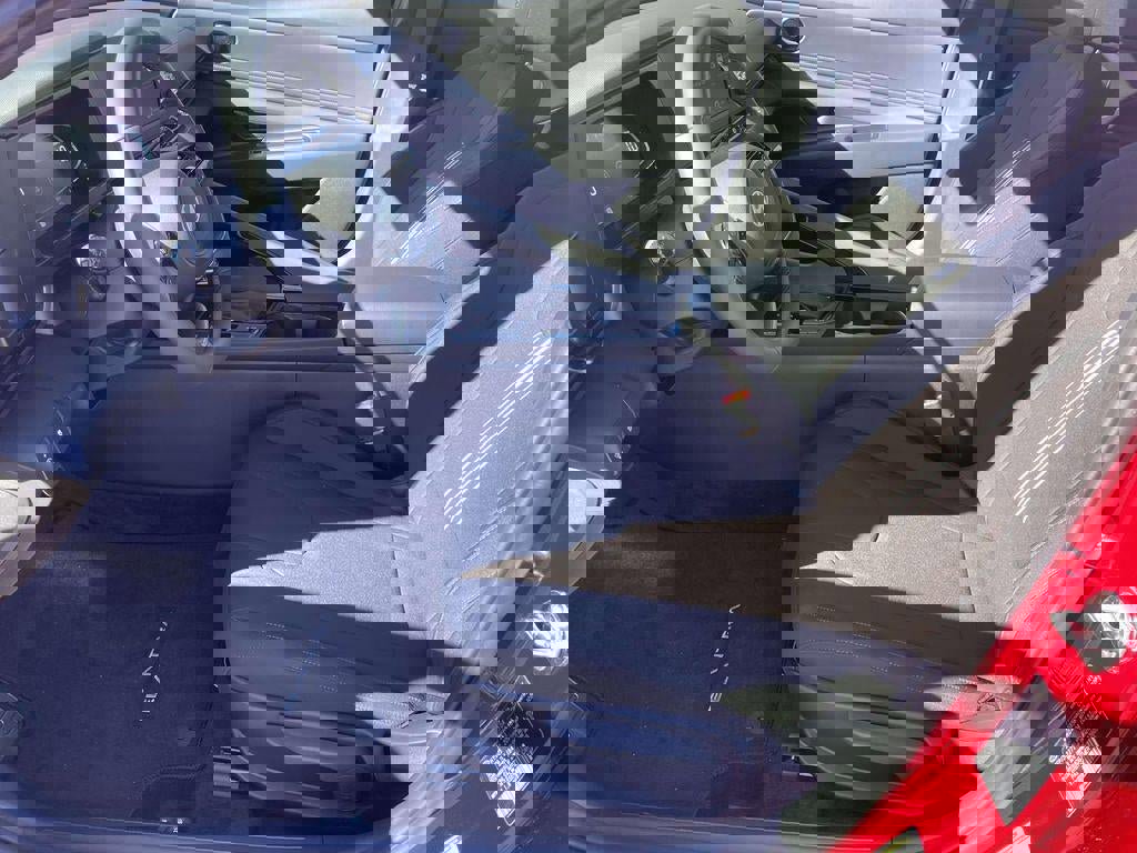 New 2026 Hyundai Elantra SEL Sport Premium image 32