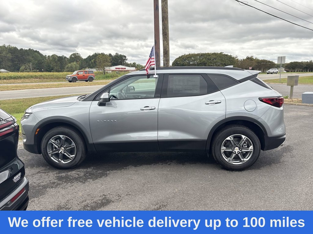 New 2026 Chevrolet Blazer LT w/ Convenience Package FWD image 5