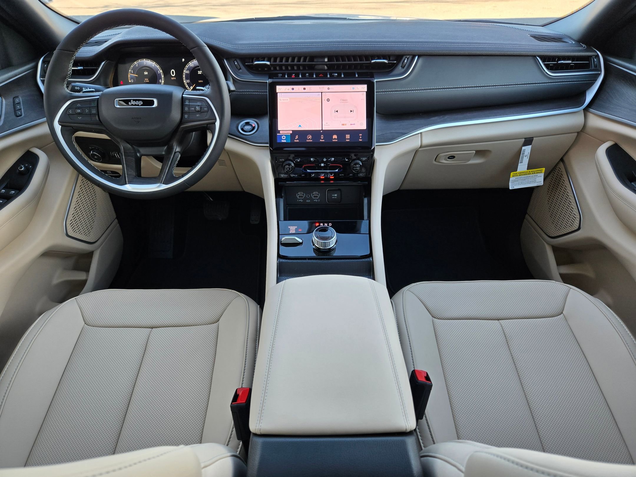 New 2025 Jeep Grand Cherokee L Limited w/ Luxury Tech Group II image 11