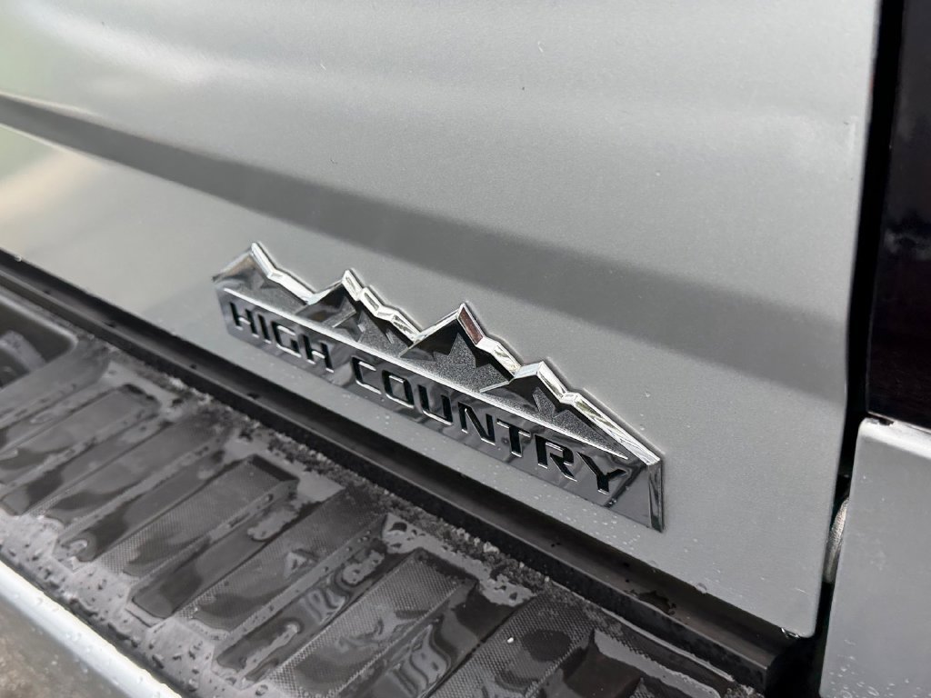 Used 2014 Chevrolet Silverado 1500 High Country AWD/4WD image 5
