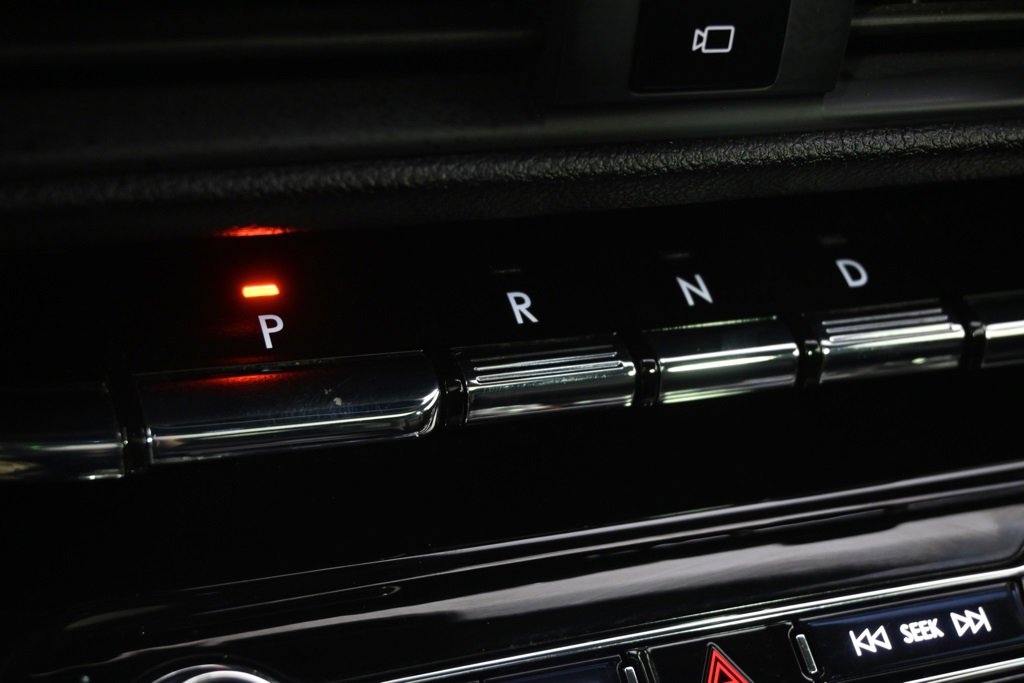 Used 2021 Lincoln Corsair Reserve w/ Equipment Group 201A image 29