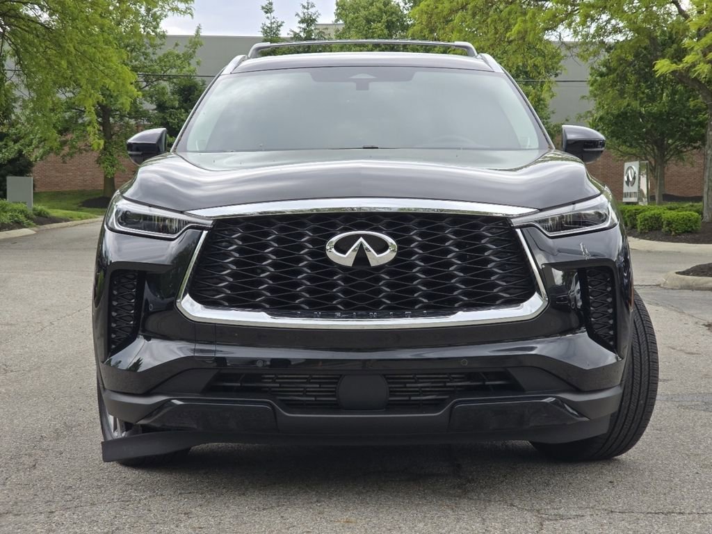Certified 2025 INFINITI QX60 Luxe w/ Cargo Package AWD/4WD image 15