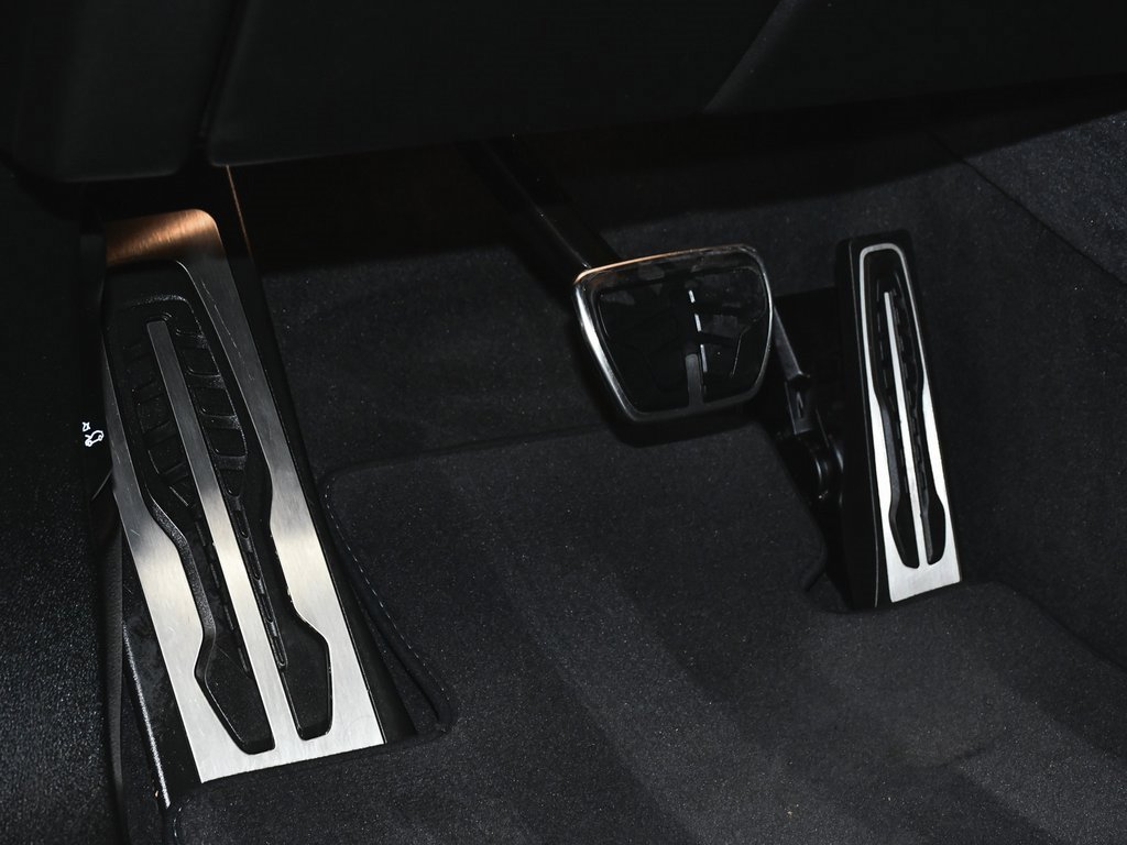 Used 2026 BMW X5 M60i image 22