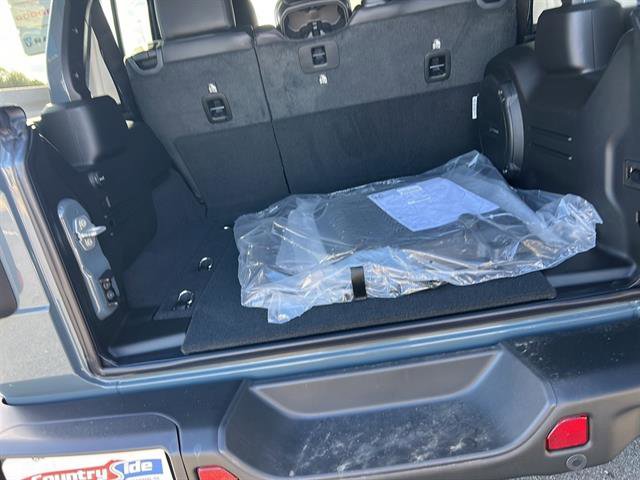 New 2025 Jeep Wrangler Unlimited Rubicon image 10