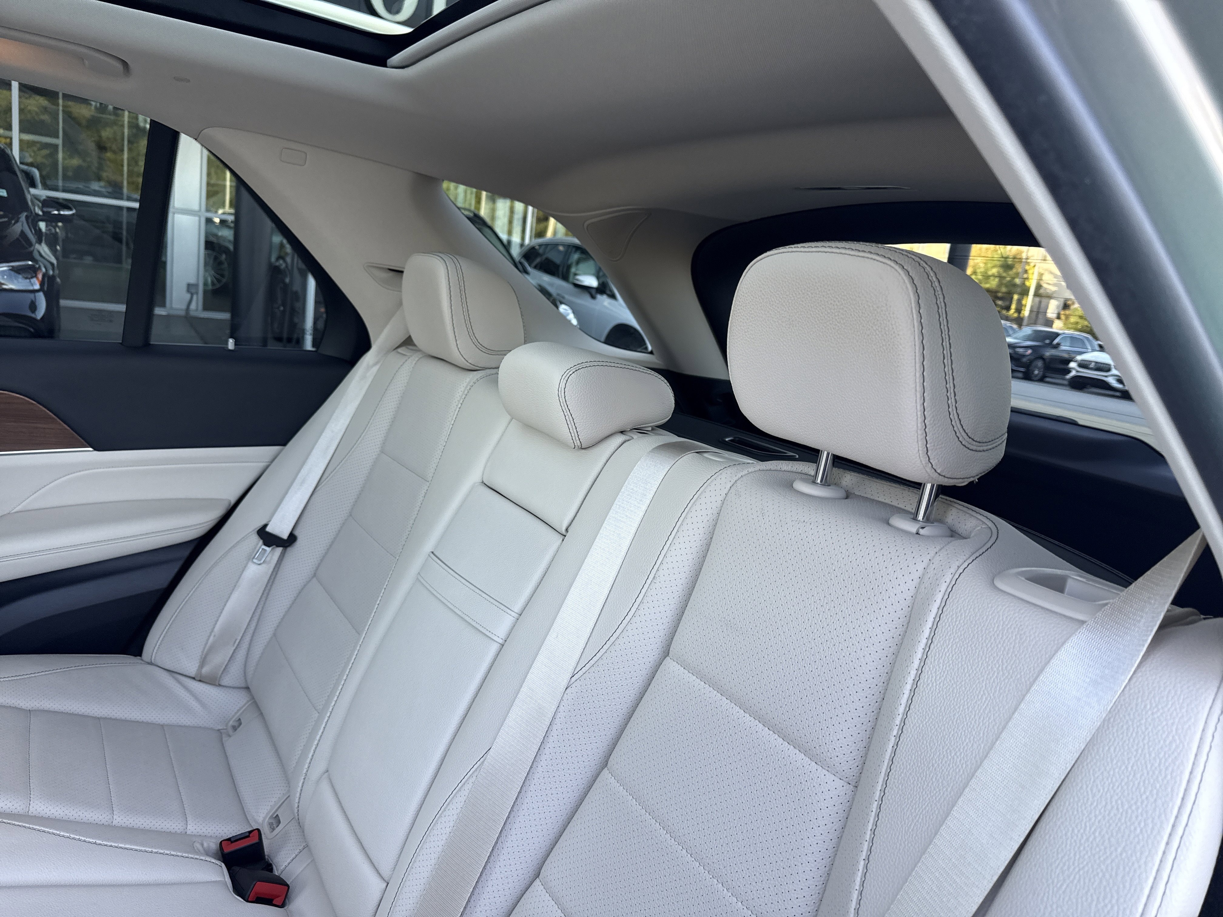 Certified 2022 Mercedes-Benz GLE 350 image 32