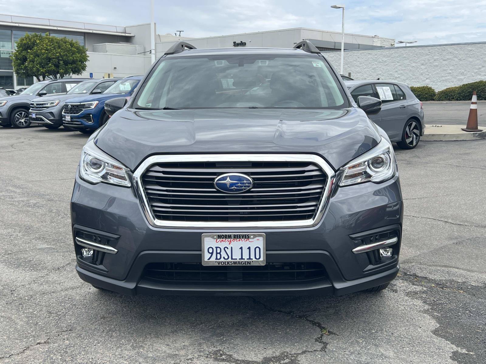 Used 2022 Subaru Ascent Limited w/ Technology Package AWD/4WD image 4