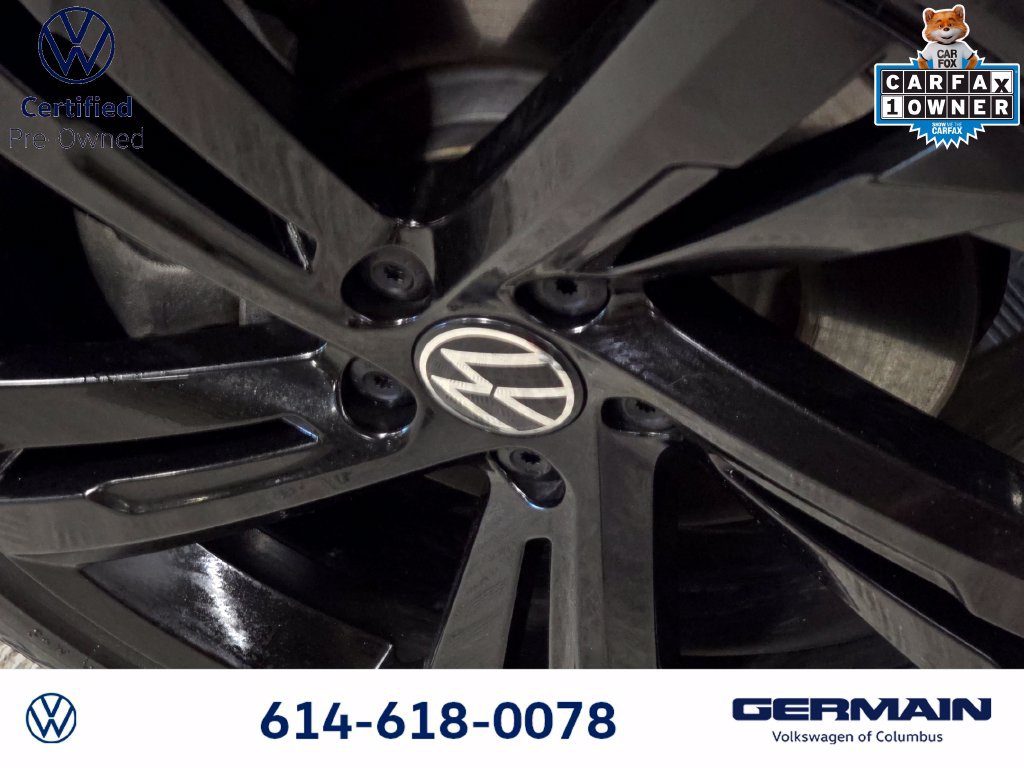 Certified 2024 Volkswagen Tiguan SE R-Line AWD/4WD image 12