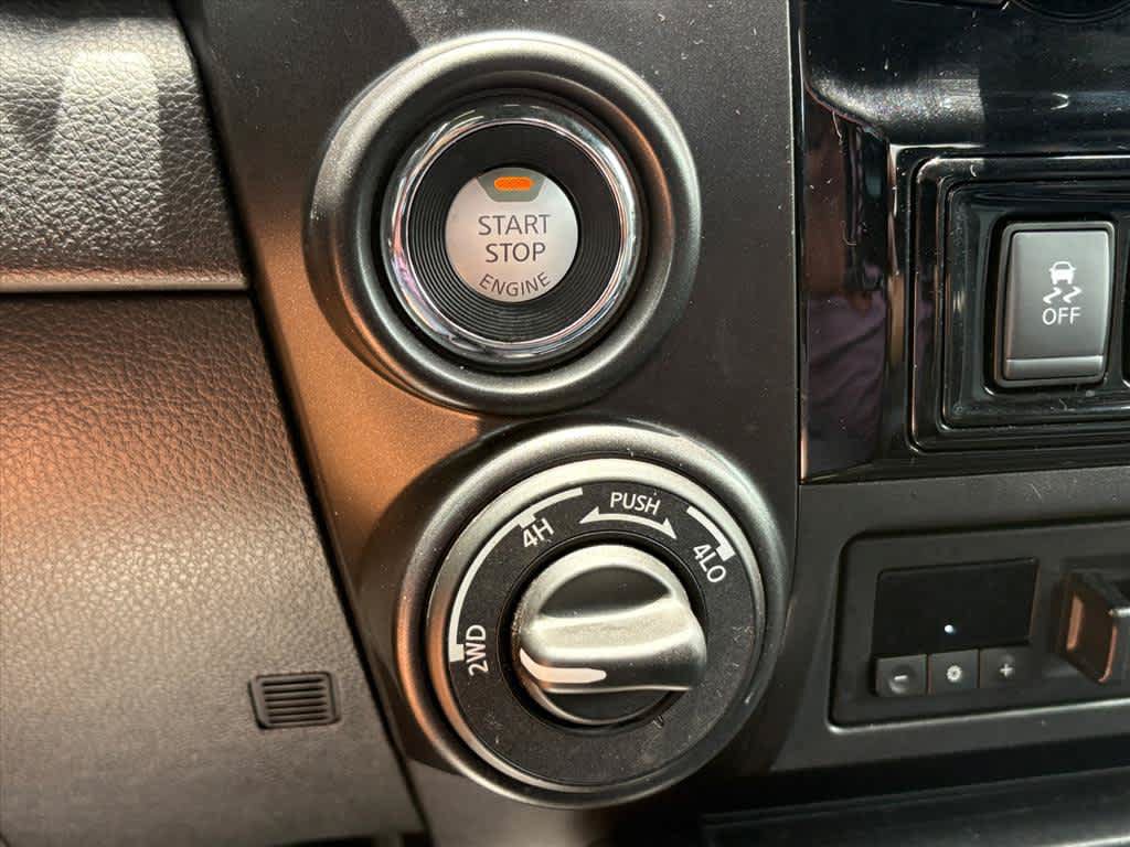 Used 2021 Nissan Titan PRO-4X w/ Pro-4x Utility Package AWD/4WD image 19