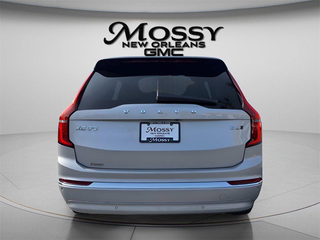 Used 2025 Volvo XC90 B6 Plus image 7