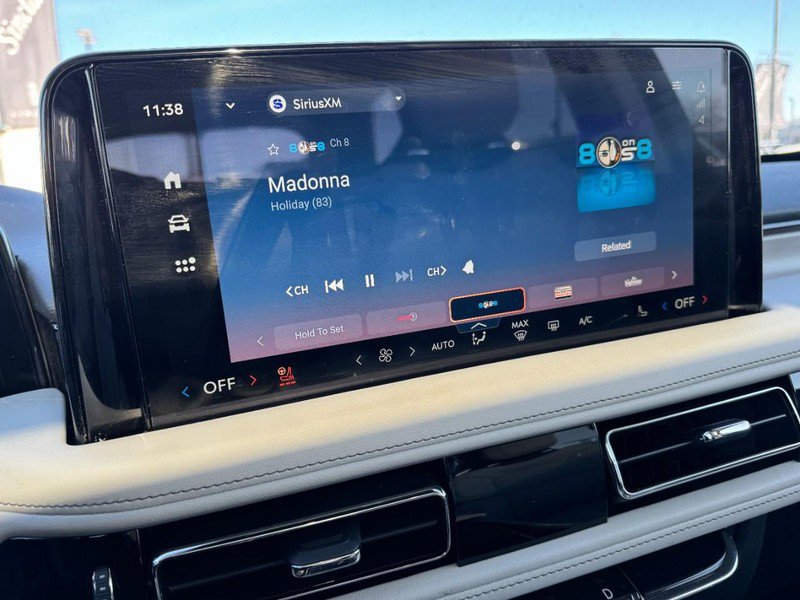 Certified 2025 Lincoln Aviator Reserve w/ Equipment Group 201A image 14