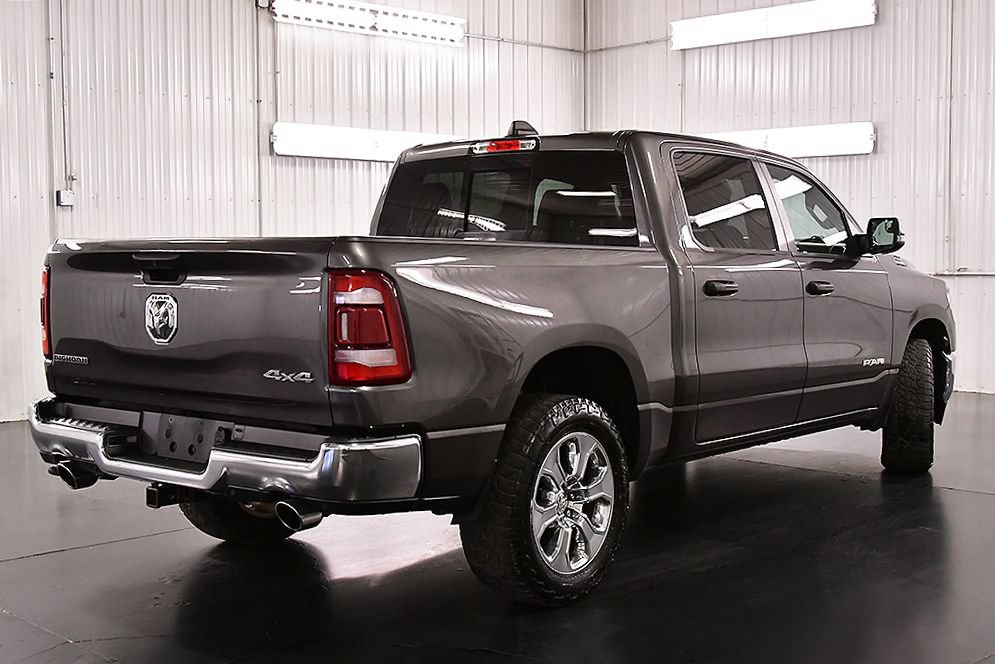 Used 2023 RAM 1500 Big Horn AWD/4WD image 7