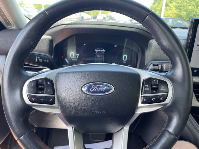 Used 2025 Ford Explorer Active w/ Active Comfort Package AWD/4WD image 11