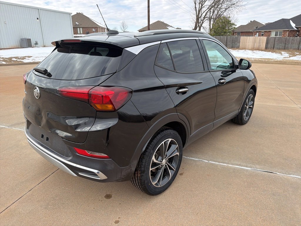 Used 2020 Buick Encore GX Essence image 4