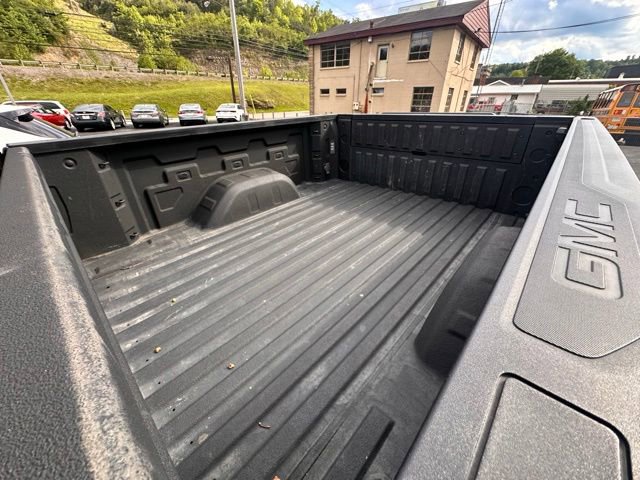 Used 2021 GMC Sierra 1500 AT4 AWD/4WD image 12