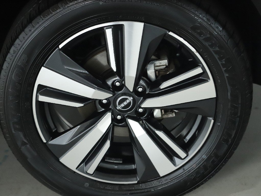 Certified 2024 Nissan Rogue SL image 10