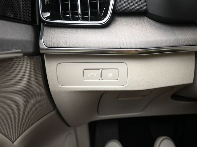 New 2026 Volvo XC90 T8 Ultra w/ Protection Package Premier image 29