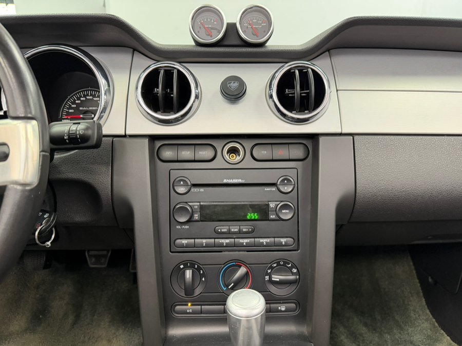 Used 2005 Ford Mustang GT Premium RWD image 66