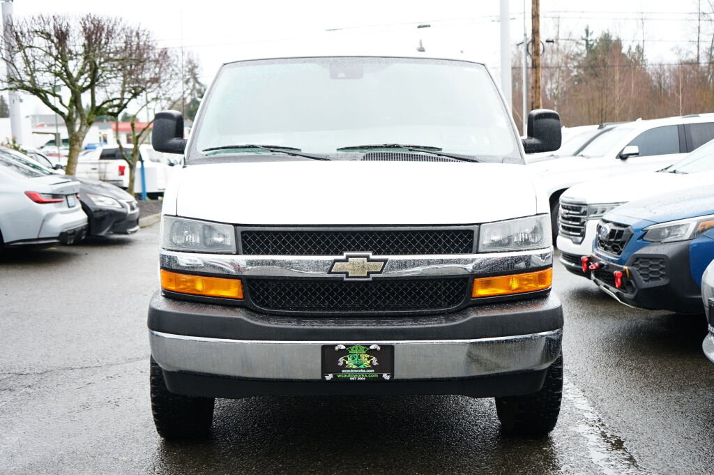Used 2019 Chevrolet Express 3500 LT w/ LT Preferred Equipment Group image 8