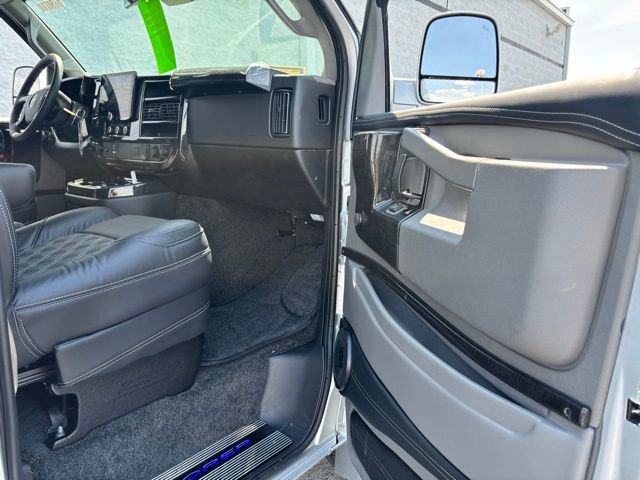 New 2026 GMC Savana 2500 Extended w/ Driver Convenience Package RWD image 19