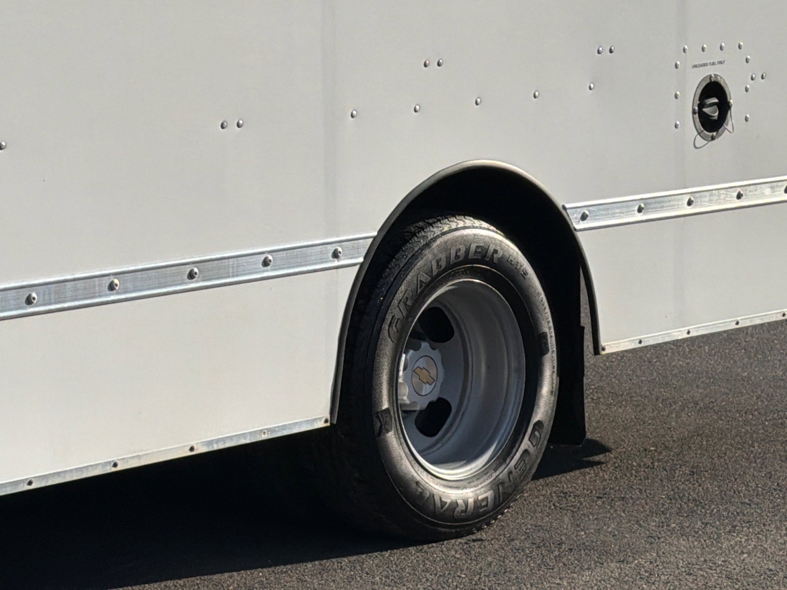 Used 2021 Chevrolet Express 3500 Work Van w/ Power Convenience Package image 6