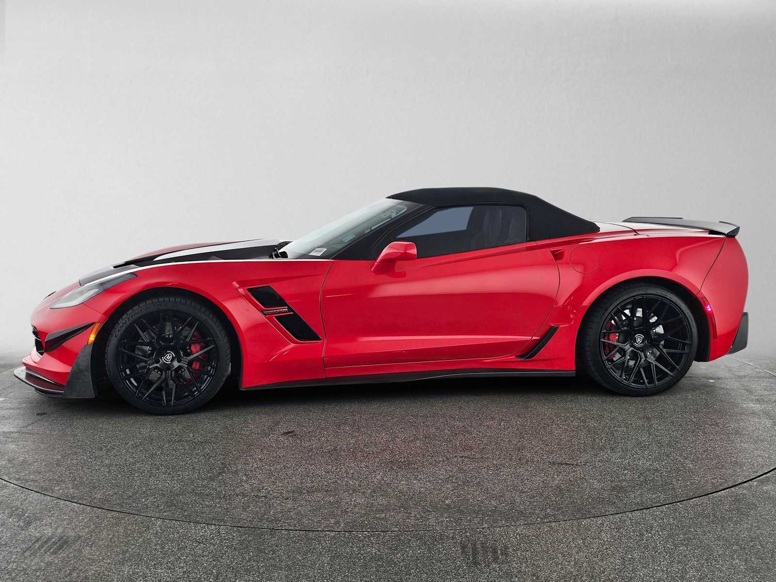 Used 2019 Chevrolet Corvette Grand Sport RWD image 6