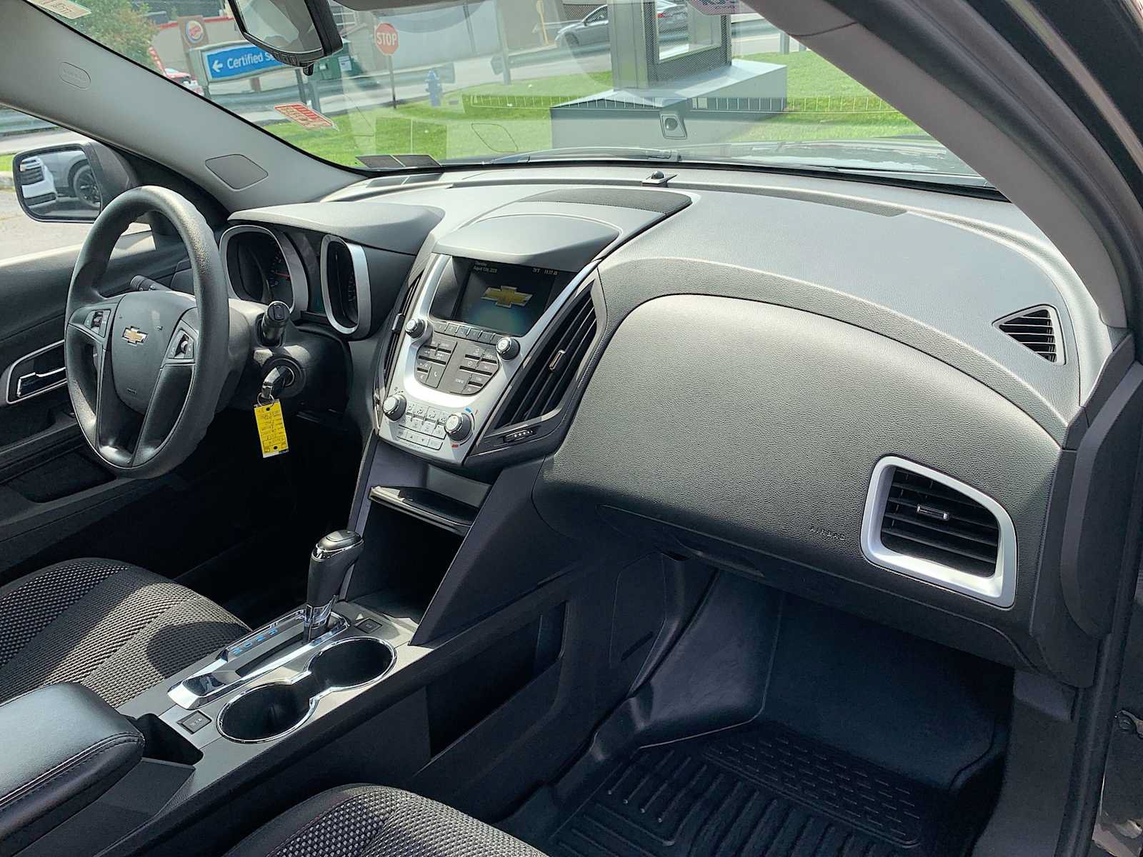 Certified 2017 Chevrolet Equinox LS FWD image 25