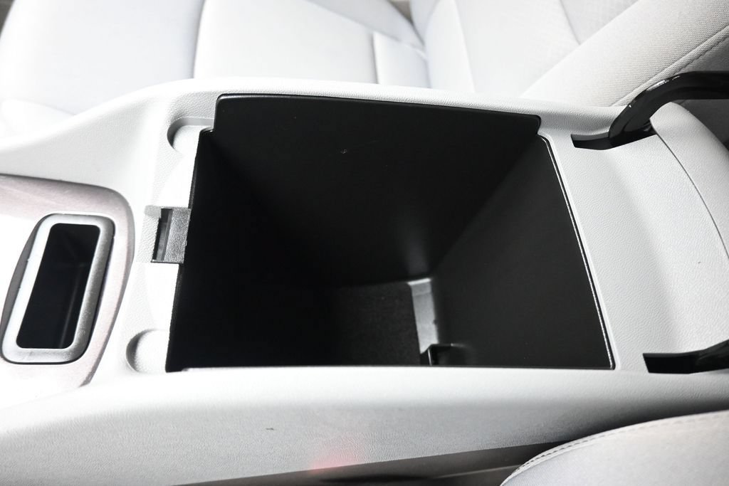 Used 2022 Chevrolet Malibu LT FWD image 22