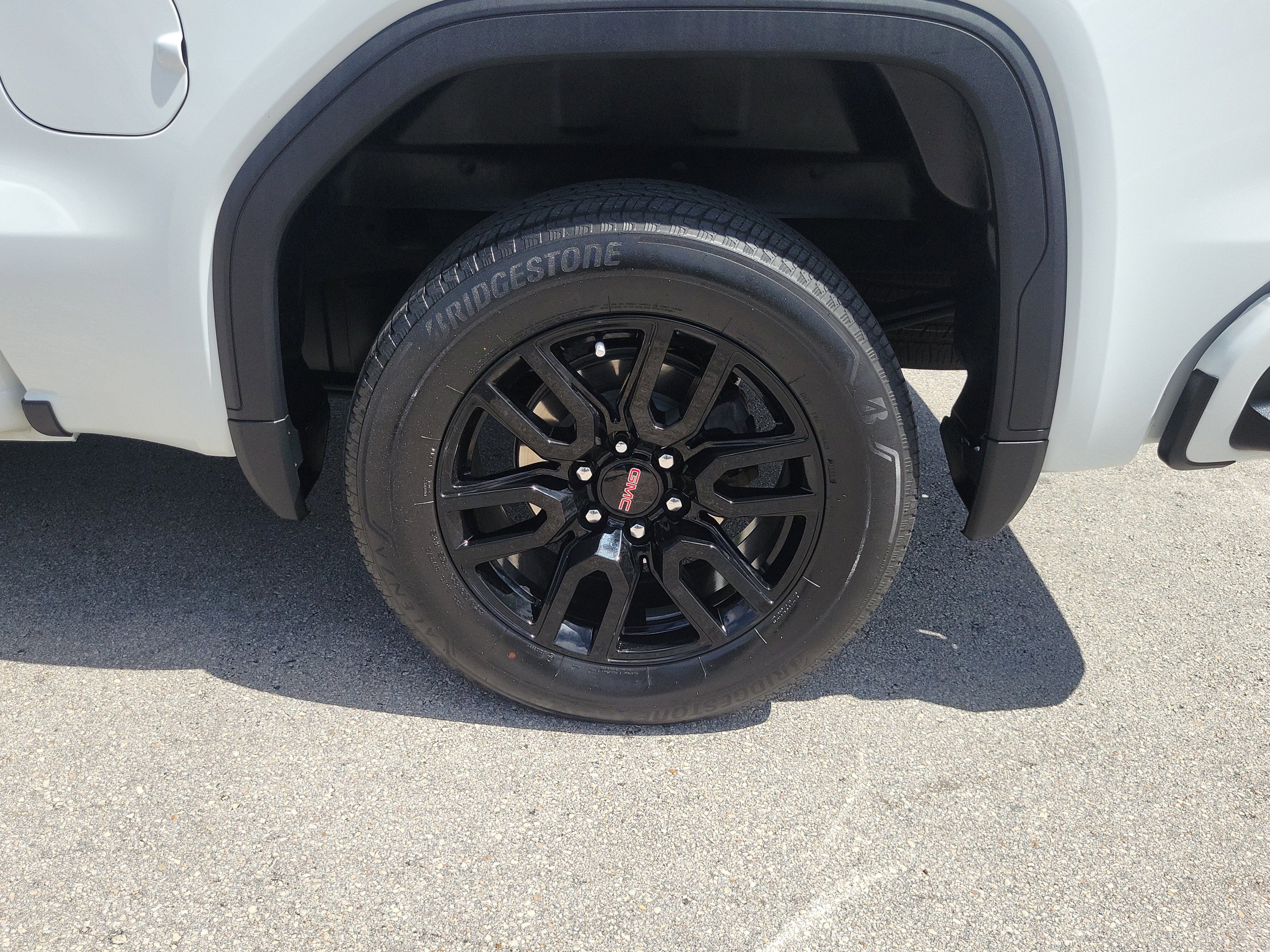 Used 2023 GMC Sierra 1500 Elevation image 26