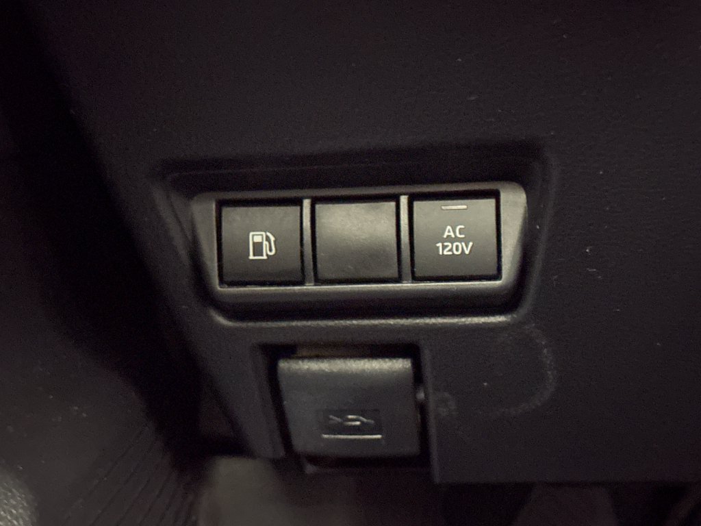Used 2024 Toyota Prius Prime FWD image 34