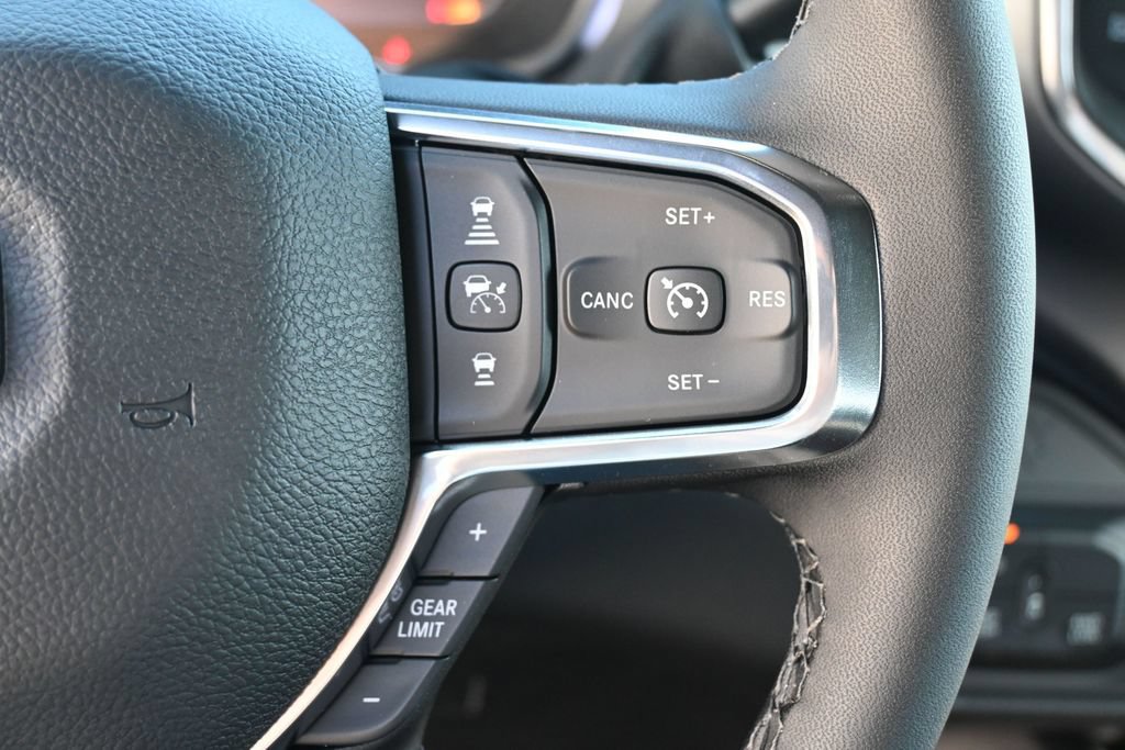 New 2027 RAM 2500 Laramie AWD/4WD image 29