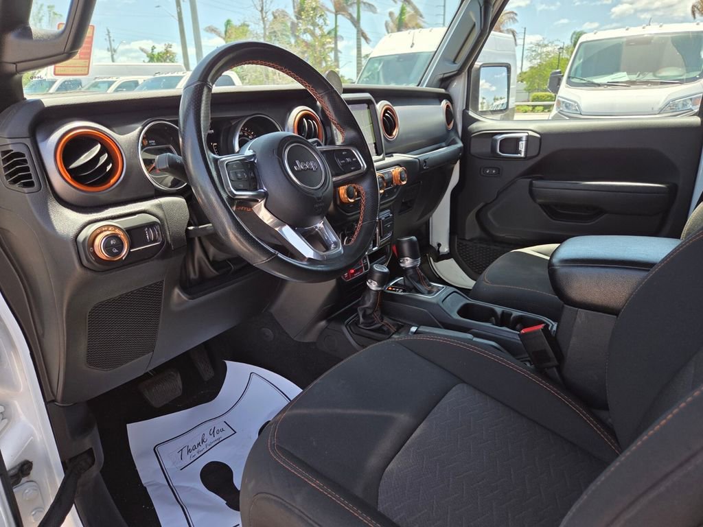 Used 2023 Jeep Gladiator Mojave AWD/4WD image 22