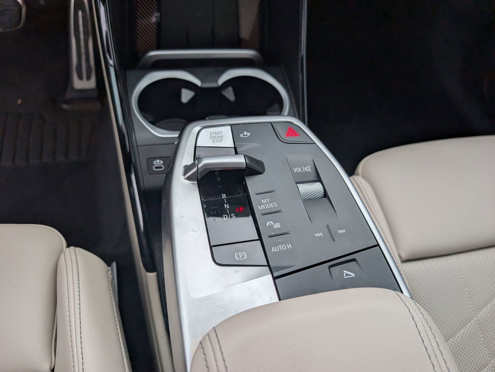 Used 2025 BMW X1 xDrive28i w/ Technology Package image 19