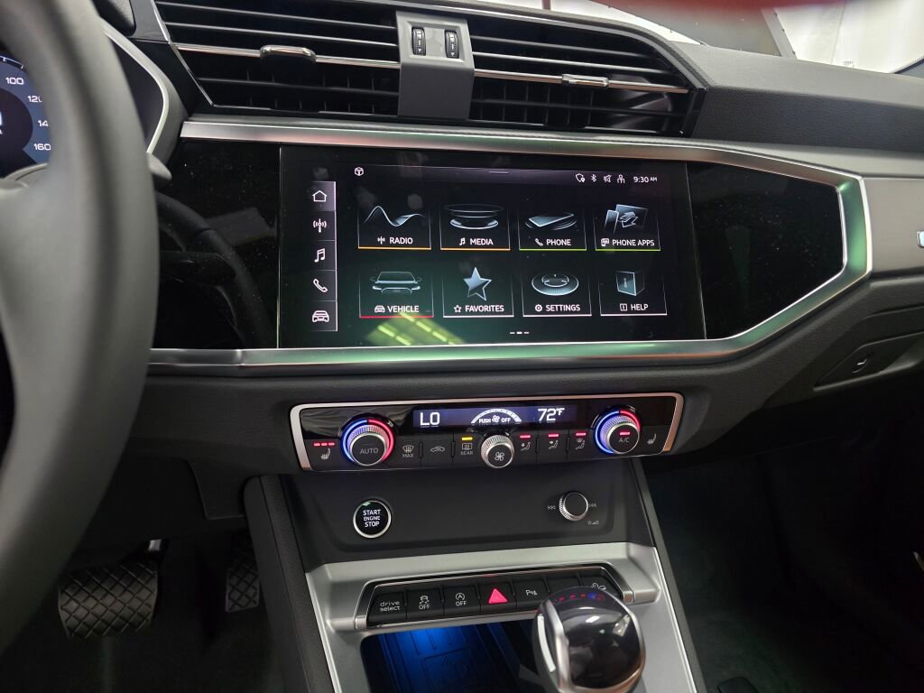New 2025 Audi Q3 2.0T Premium Plus image 15