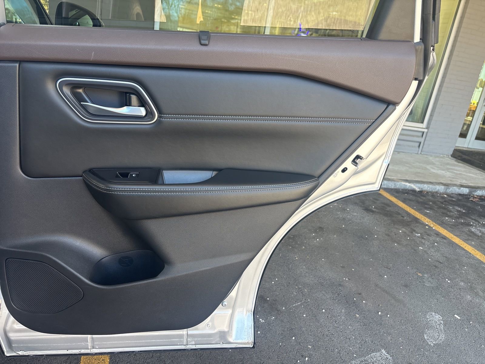 Used 2021 Nissan Rogue SL image 44