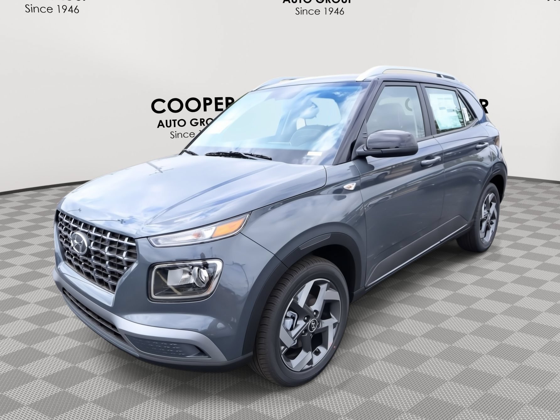 New 2026 Hyundai Venue SEL FWD image 3