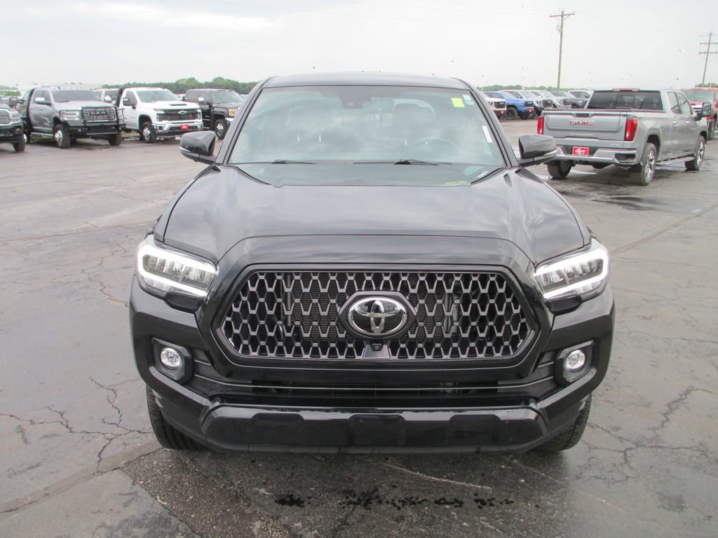 Used 2022 Toyota Tacoma Limited w/ Nightshade Package image 13
