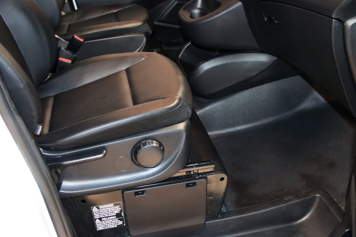 Used 2023 Mercedes-Benz Metris Passenger image 50