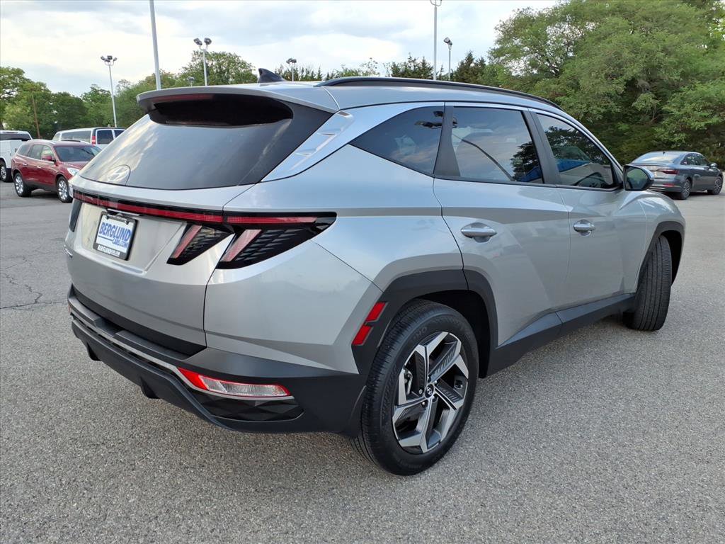 Used 2024 Hyundai Tucson SEL w/ Convenience Package FWD image 4