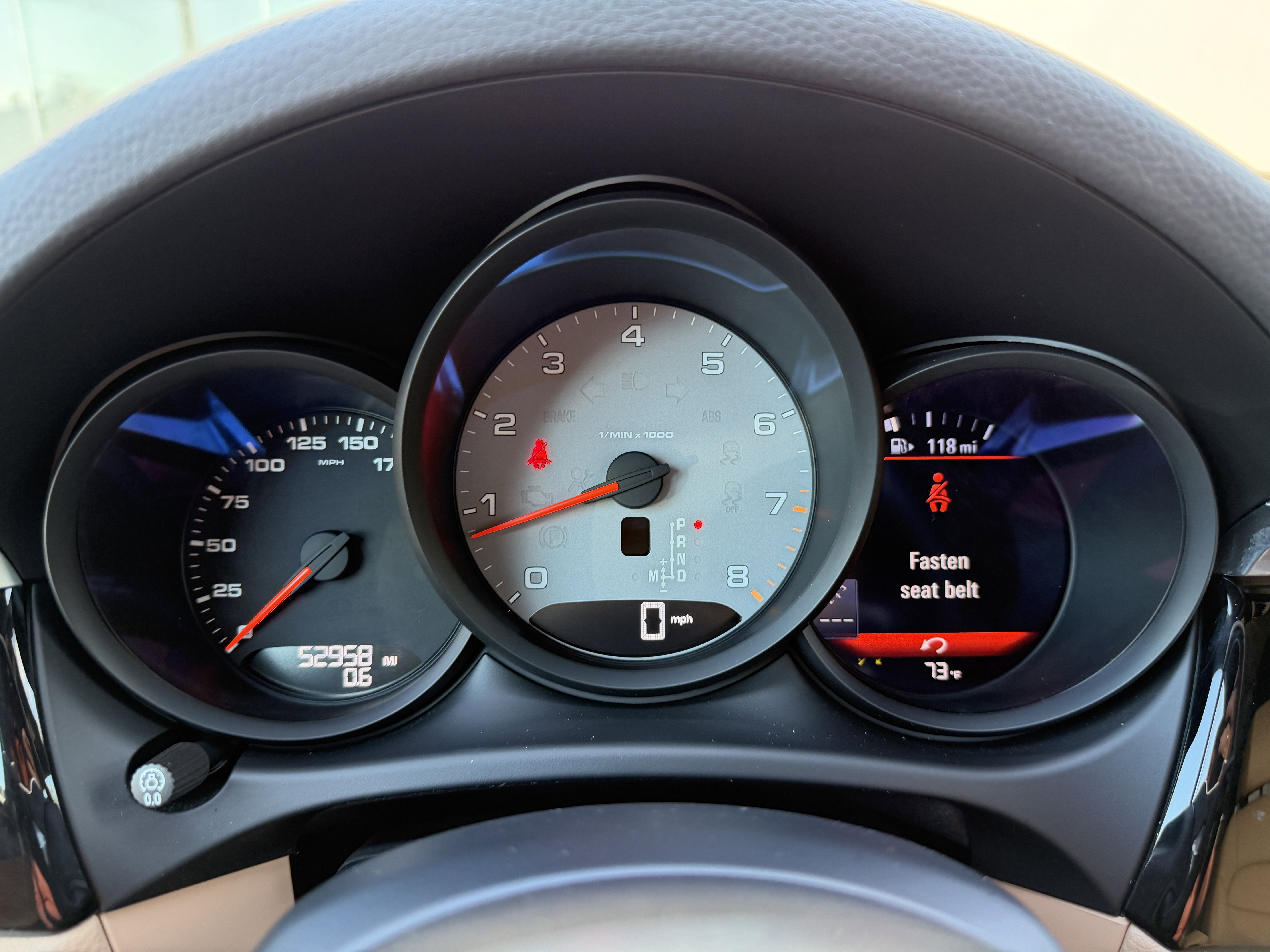 Certified 2021 Porsche Macan S image 36