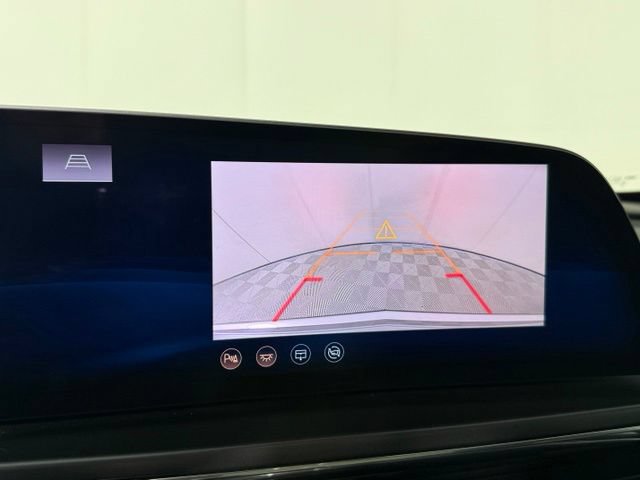 Certified 2024 Cadillac Lyriq Tech RWD image 22