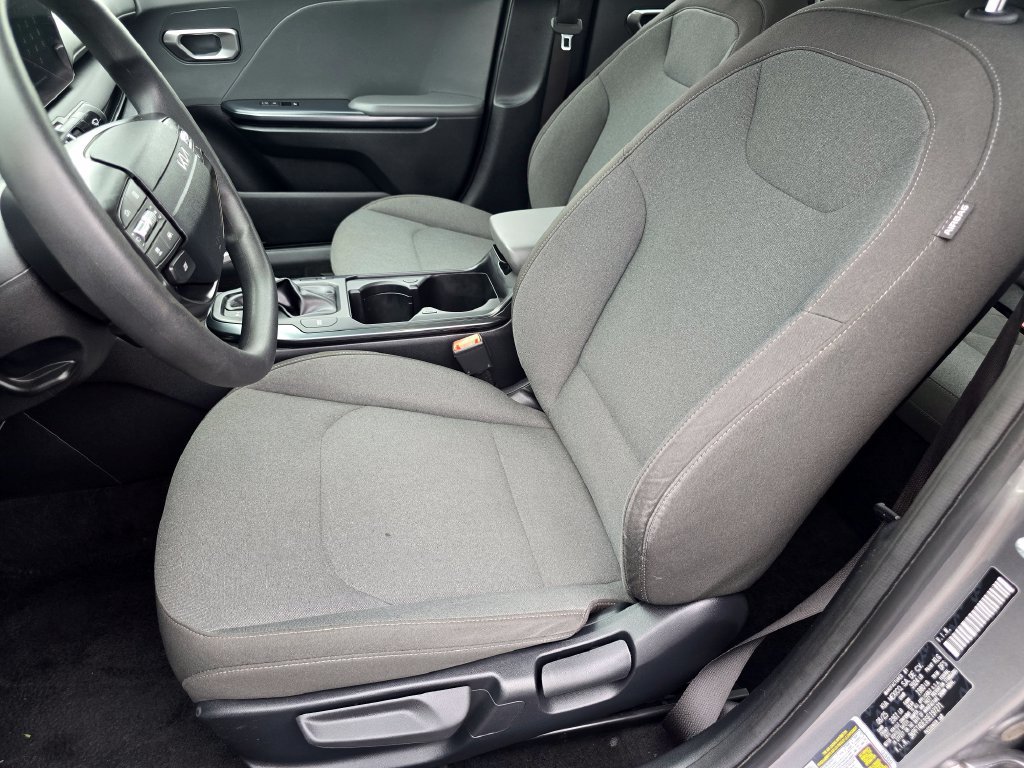 Used 2025 Kia K4 FWD image 19
