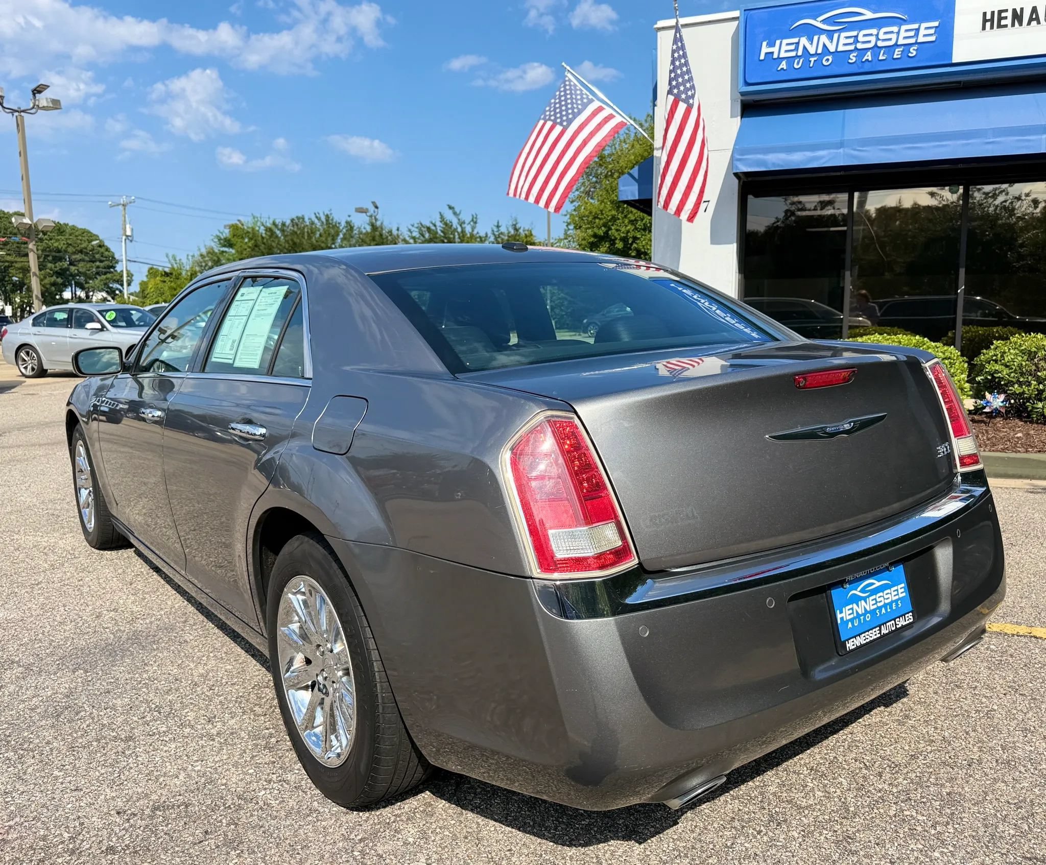 Used 2011 Chrysler 300 Limited RWD image 27
