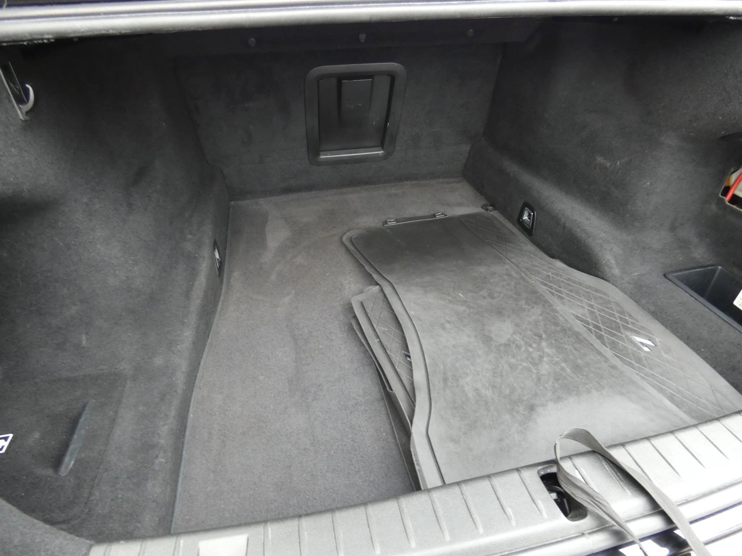 Used 2016 BMW 750i xDrive image 50