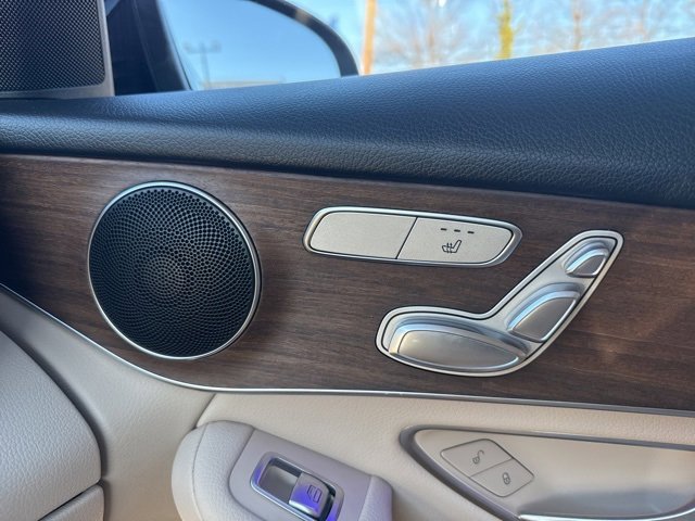 Used 2022 Mercedes-Benz GLC 300 4MATIC image 20